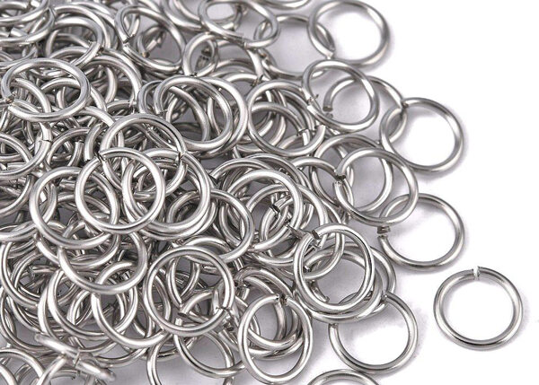 Stainless Steel vs Sterling Silver: A Detailed Comparison 1 What is stainless steel
