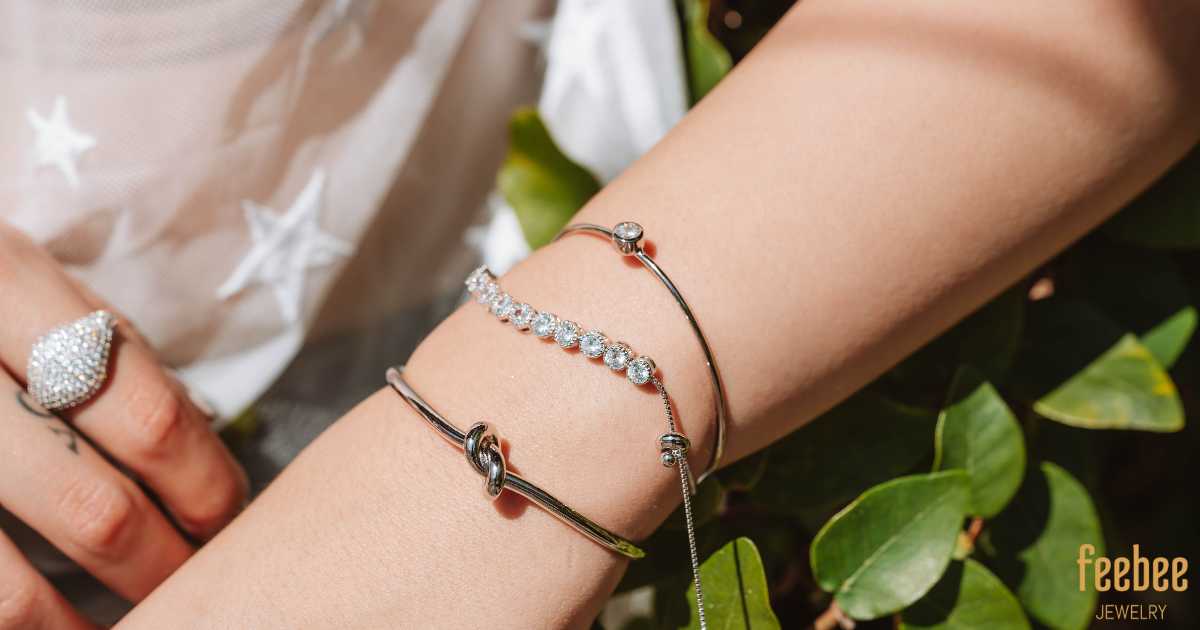 Pros And Cons of Stainless Steel Jewelry