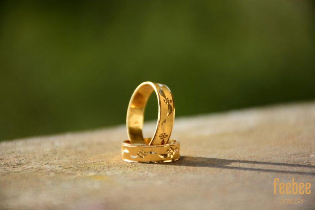 What is Electroplating Jewelry? How It Works and Why? 1 Electroplated Jewelry