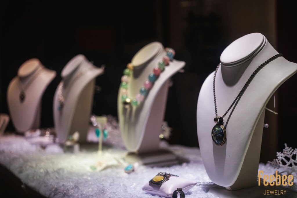How to Start a Jewelry Business? A Complete Step-by-Step Guide for Beginners 1 Jewelry on display at jewelry store