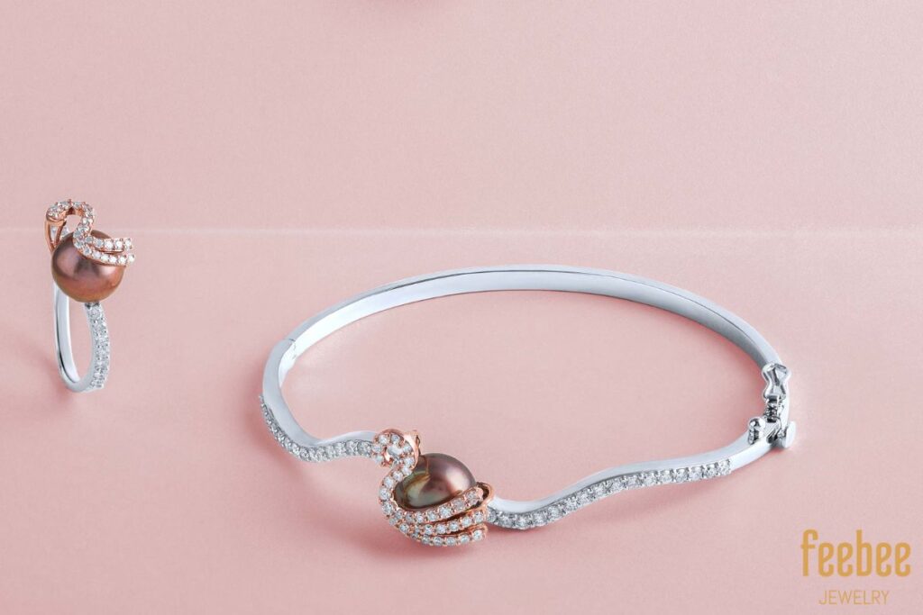Titanium based hypoallergenic jewelry