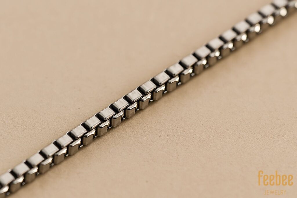 How To Choose The Best Chain For Pendant? 5 Box Chain