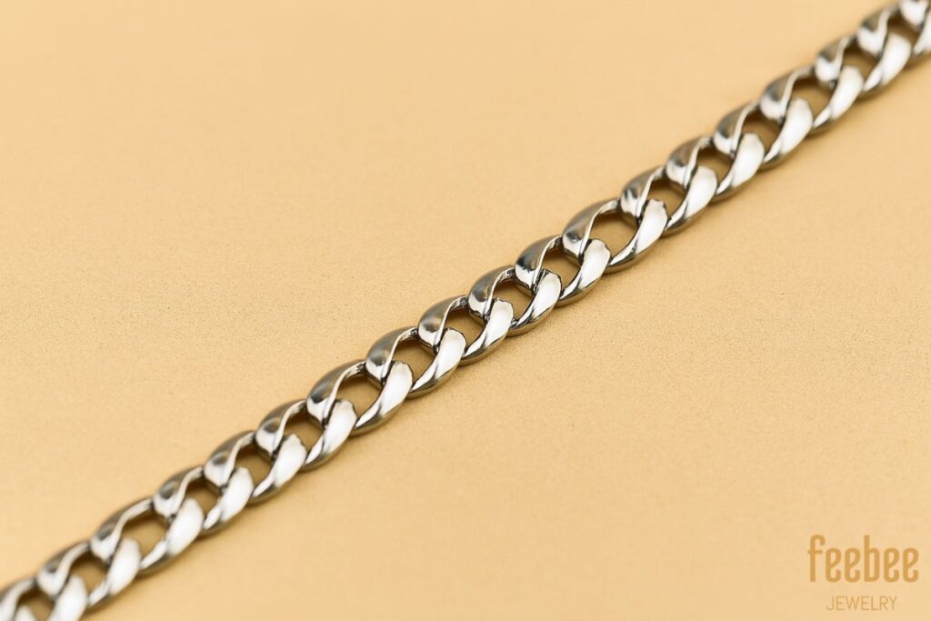 How To Choose The Best Chain For Pendant? 8 Curb Chain